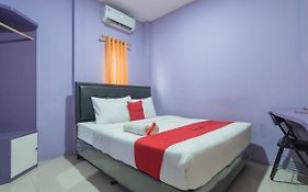 RedDoorz @ Gatot Subroto Street Bandung 3